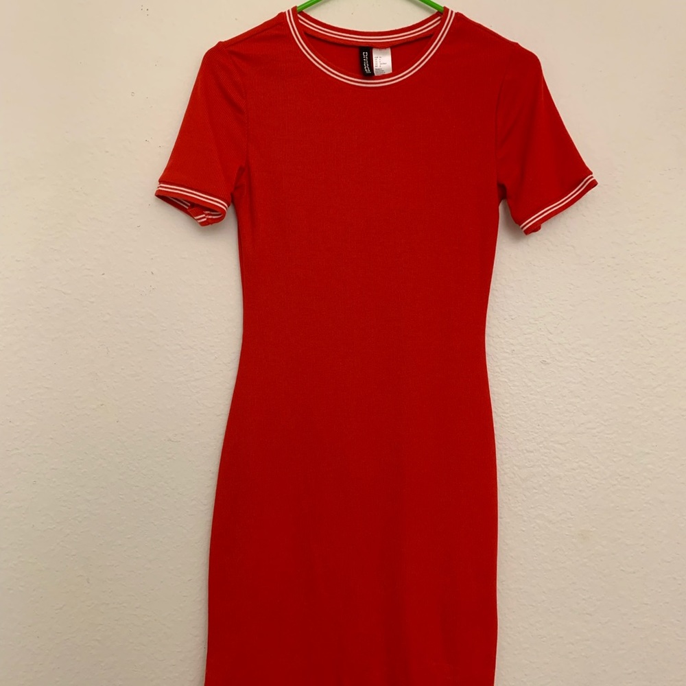 Ribbed red dress from H&M